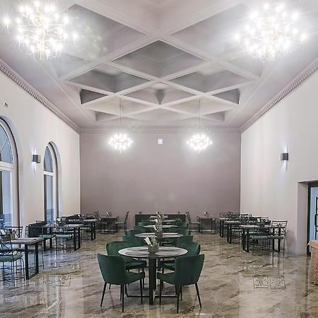 Corvin House Hotel Hunedoara Exterior photo